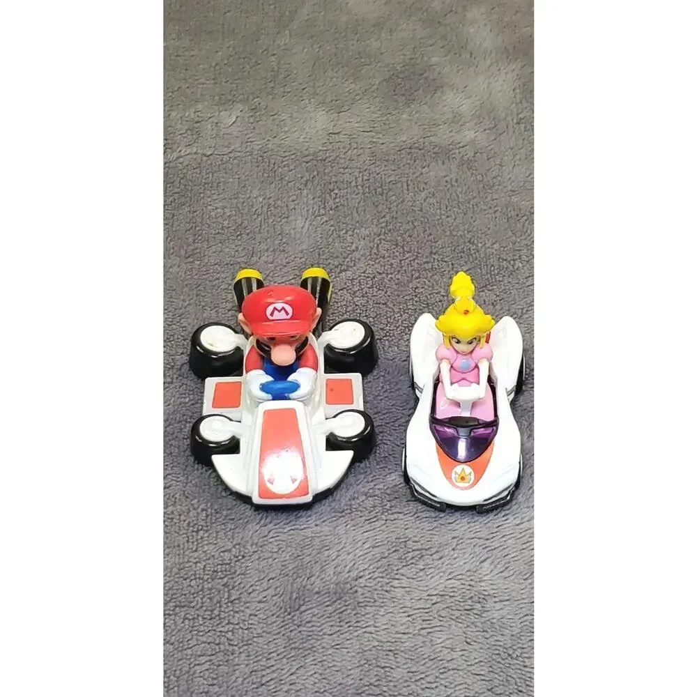 Hot Wheels Nintendo Kart Princess Peach P-Wing /Super Mario Kart McDonald's Toy3